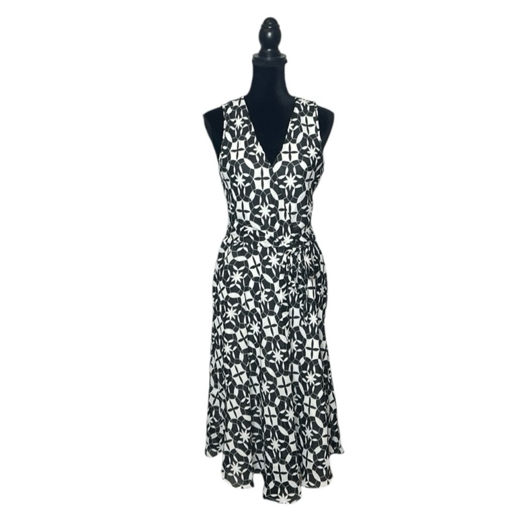 ATTYRE | NWT WOMENS SLEEVELESS MOCK STYLE FLOWY WAIST SASH MAXI DRESS